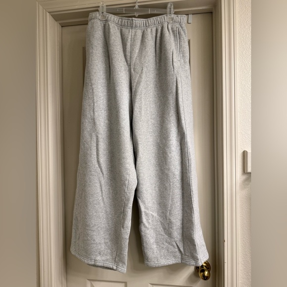 AERIE offlineSWEATPANTS WIDE LEG SIZE: L REGULAR - Picture 5 of 5